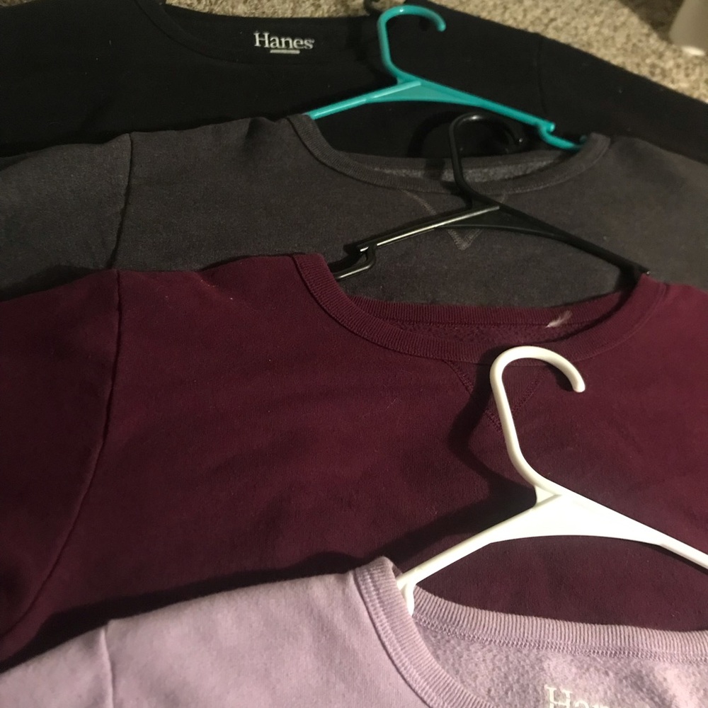 Crewneck bundle. 🥳